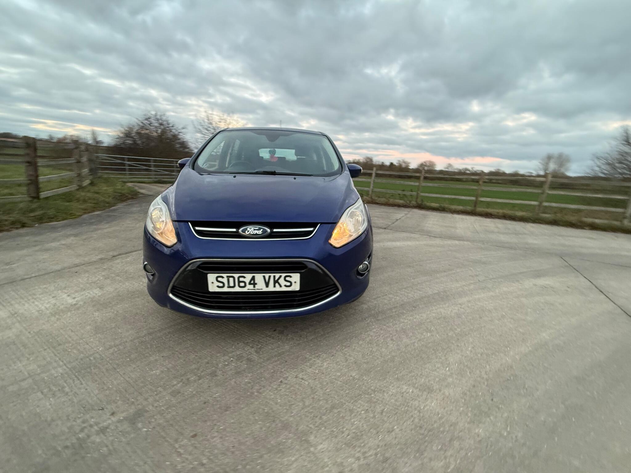 Ford C-Max 1.6 TDCi Titanium Euro 5 5dr — photo 56 of 104